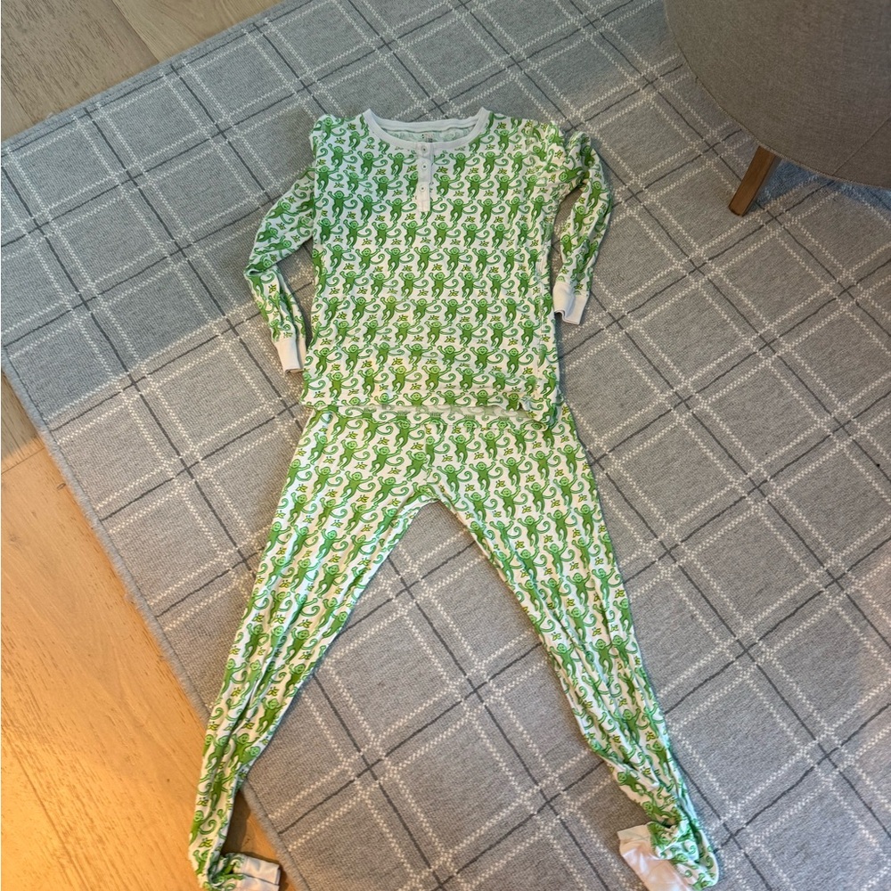 Roller Rabbit Green and White Pajama Set